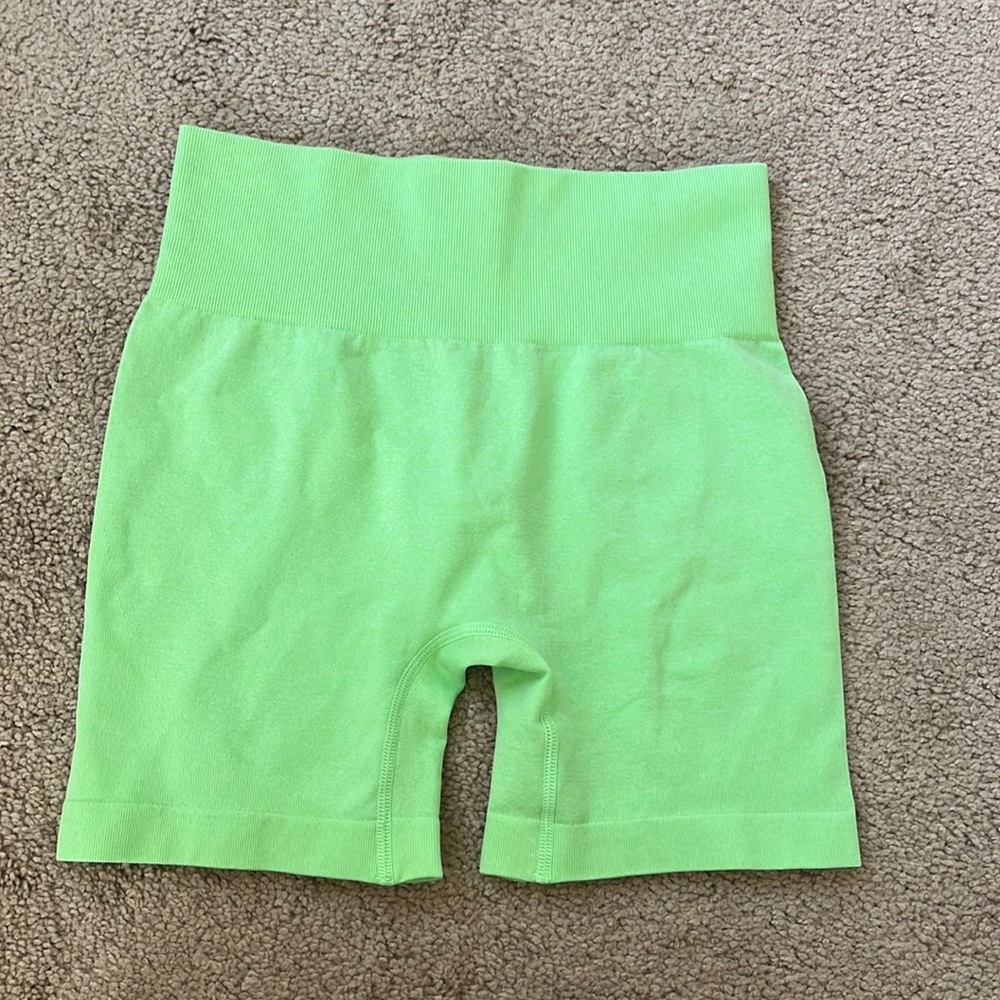 Ribbed Biker Shorts Lime Green